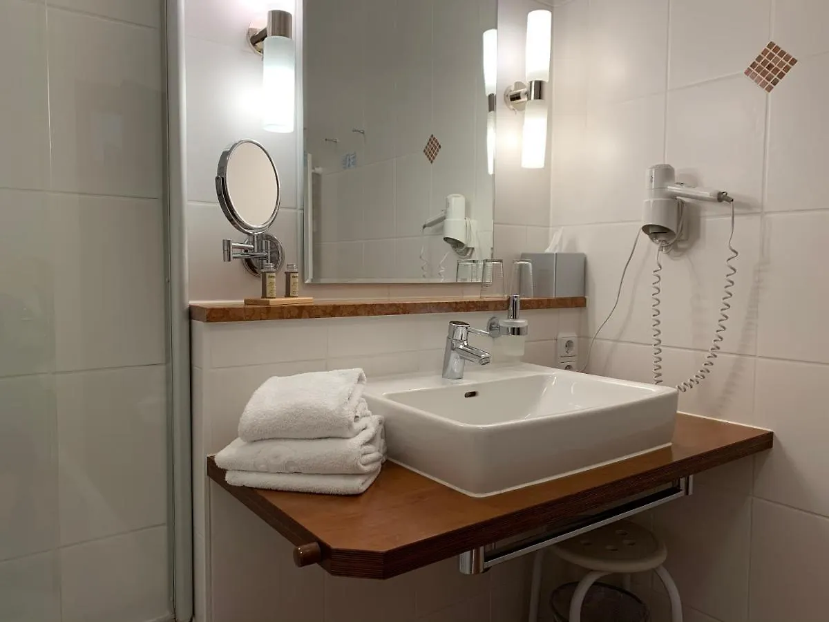 Pension Kramerhof Taufkirchen  Guest house Taufkirchen (Vils)
